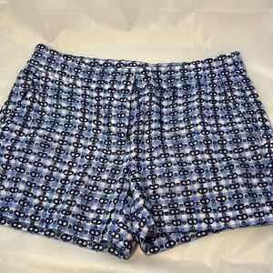 Vineyard vines navy/blue/white short size 8
